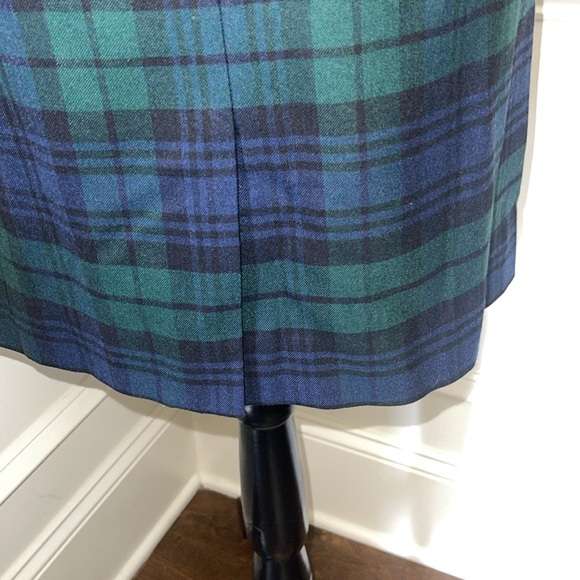 J.Crew, “The Pencil Skirt” - Picture 4 of 8